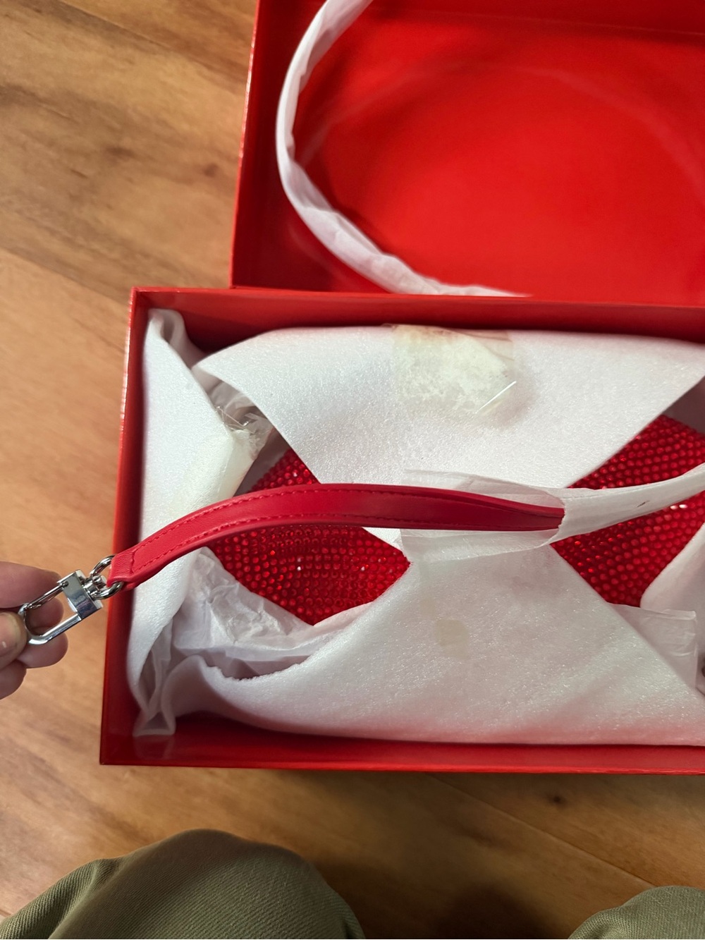 Simon Miller Red Crystal Lip Clutch - Picture 4 of 6